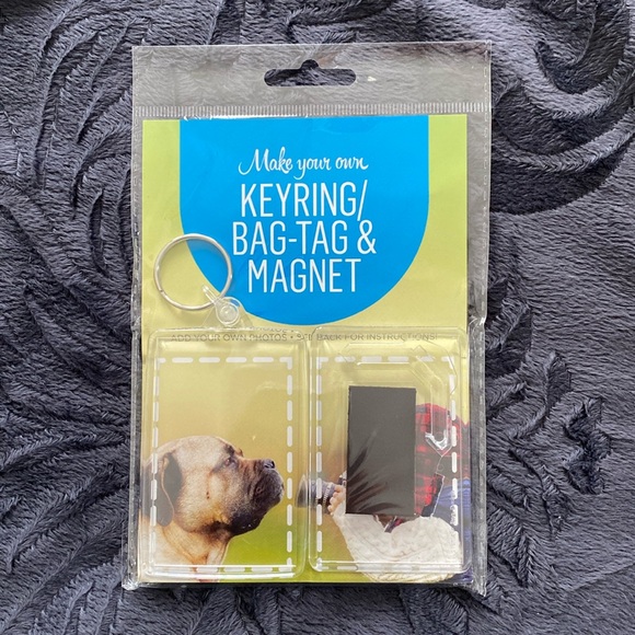 New In The Package Magnet/Keychain Kit - Picture 1 of 2